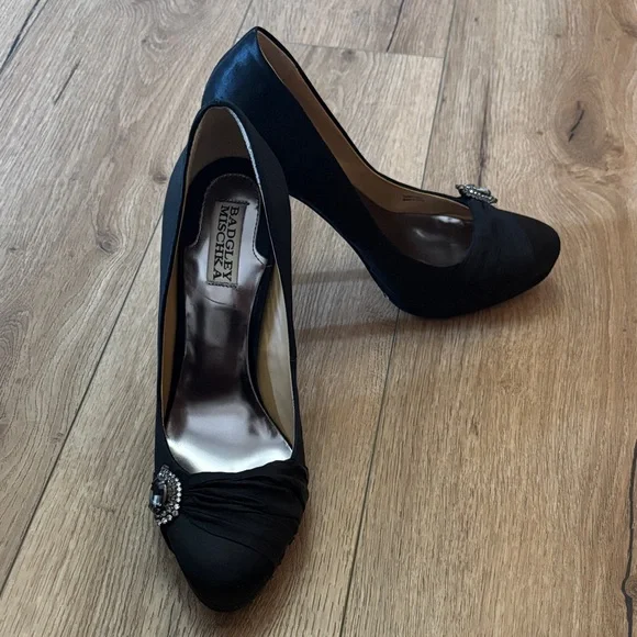 Badgley Mischka Black Heels with Embellishment - Picture 4 of 8